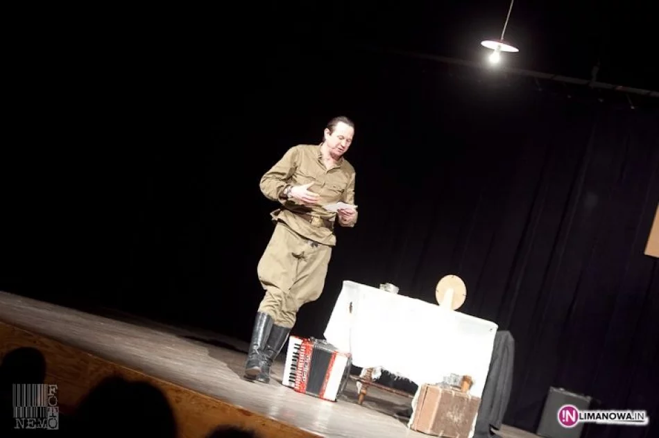 Spektakl - "Zapiski oficera Armii Czerwonej" - zdjęcie 11