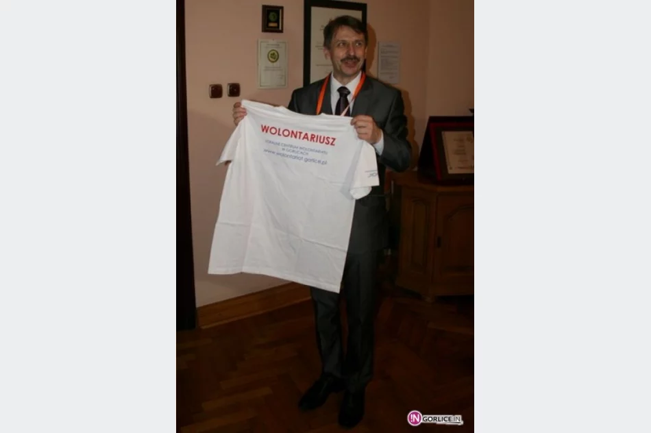 Koszulki "Wolontariusz" dla samorządowców - zdjęcie 12