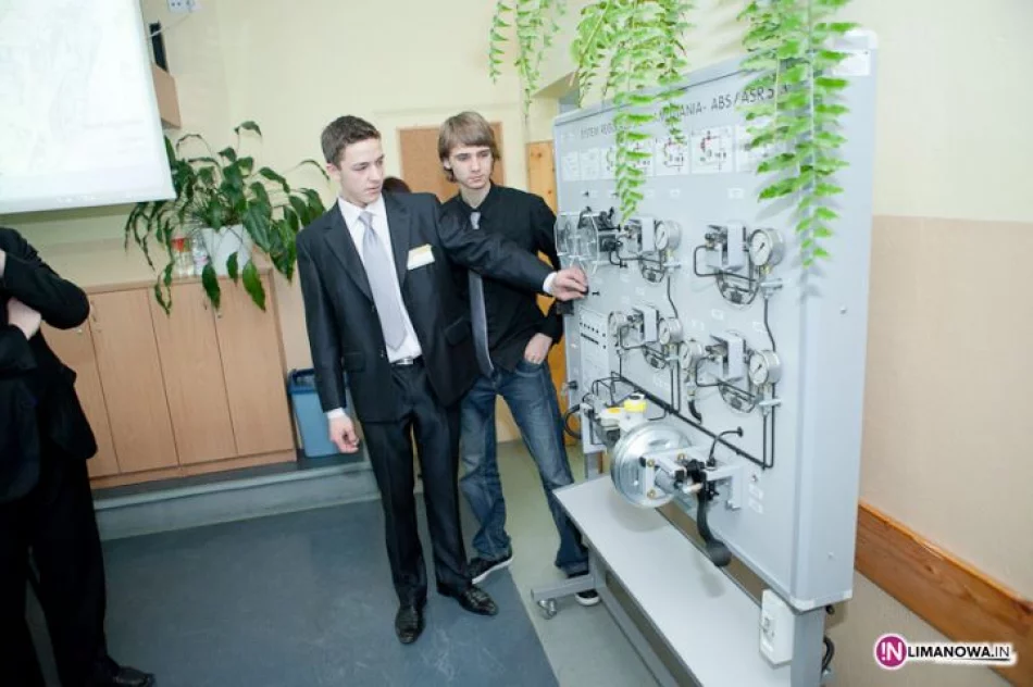 Targi Szkół Ponadgimnazjalnych - zdjęcie 17