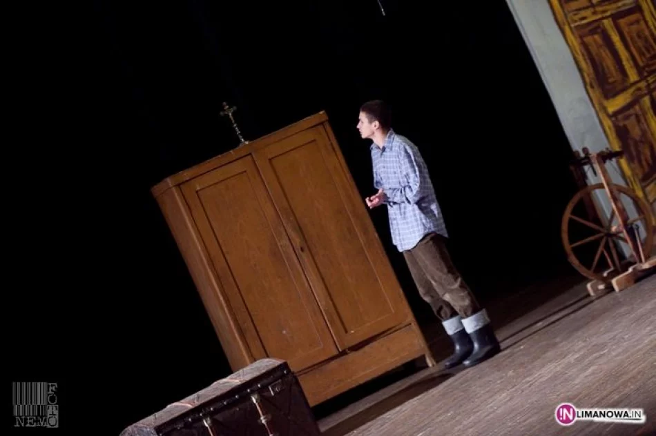 "GOŚĆ OCZEKIWANY" - spektakl - zdjęcie 7