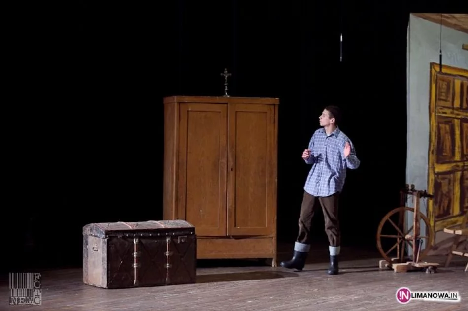 "GOŚĆ OCZEKIWANY" - spektakl - zdjęcie 8