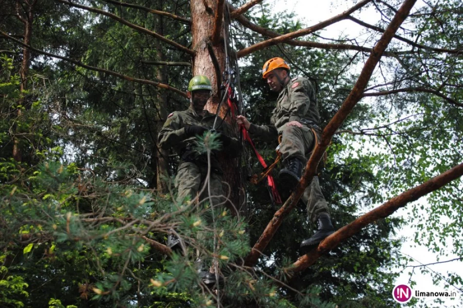 Uczniowie klas mundurowych na obozie szkoleniowym Nowiny 2018 - zdjęcie 3