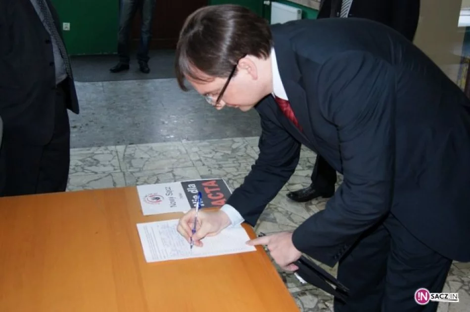 Solidarna Polska - spotkanie w Nowym Sączu - zdjęcie 17