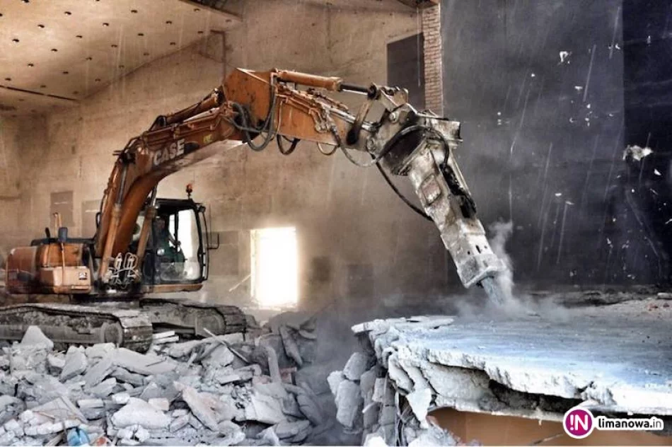 Dawny LDK nie do poznania. Rozbiórka trwa (wideo) - zdjęcie 4