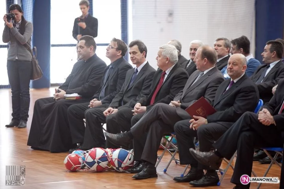 Otwarcie hali sportowej w ZS Nr 1 - zdjęcie 14