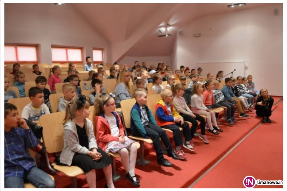 Dzieci spotkały się z autorem książek - zdjęcie 2