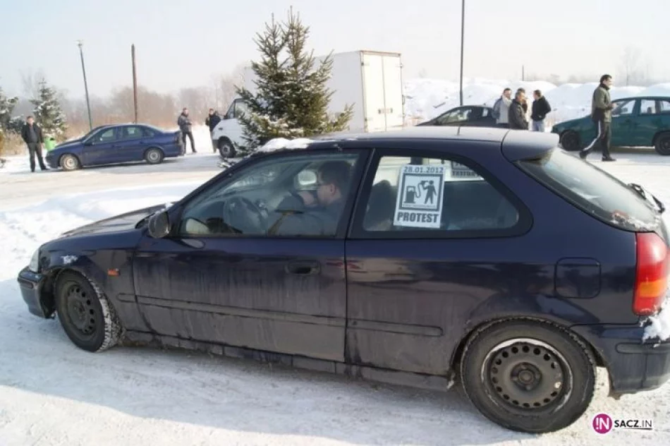 Protest kierowców: „STOP dla cen paliw. Nie mamy na więcej” - zdjęcie 13