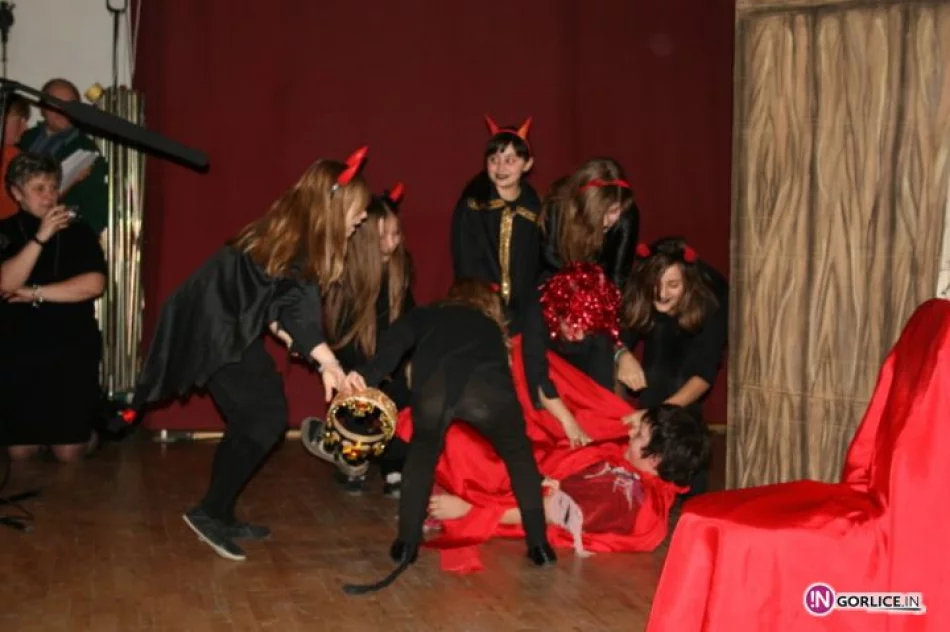 Jasełka w Kinie Farys w Bieczu - zdjęcie 16