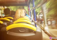 Jedyny przewoźnik zrezygnował. Pasażerowie zostali odcięci od miasta, a władze gminy 'czekają na cud' - zdjęcie główne