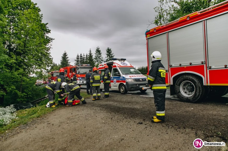 Zderzenie ciężarówki z Audi - jedna osoba w szpitalu (wideo) - zdjęcie 4