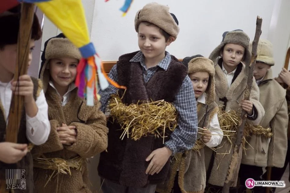 XVIII Przegląd Grup Kolędniczych Gminy Laskowa - zdjęcie 3