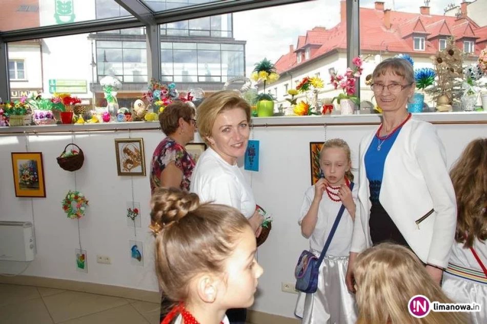 Można podziwiać efekty warsztatów dla dzieci i młodzieży „Czerwone korale” - zdjęcie 2