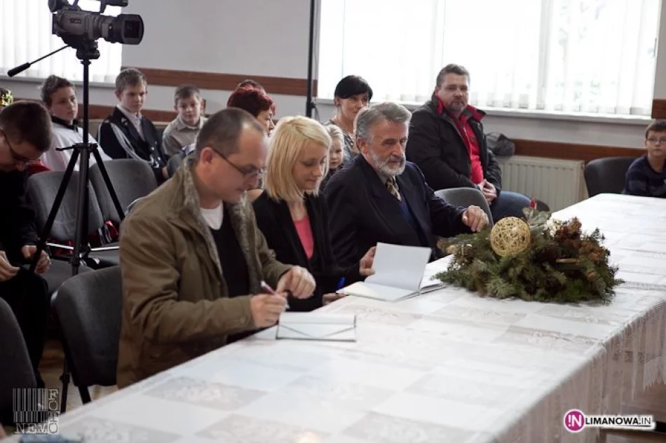 XVIII Przegląd Grup Kolędniczych Gminy Laskowa - zdjęcie 7