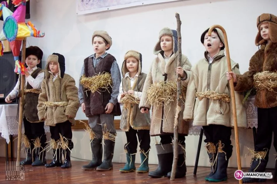XVIII Przegląd Grup Kolędniczych Gminy Laskowa - zdjęcie 18