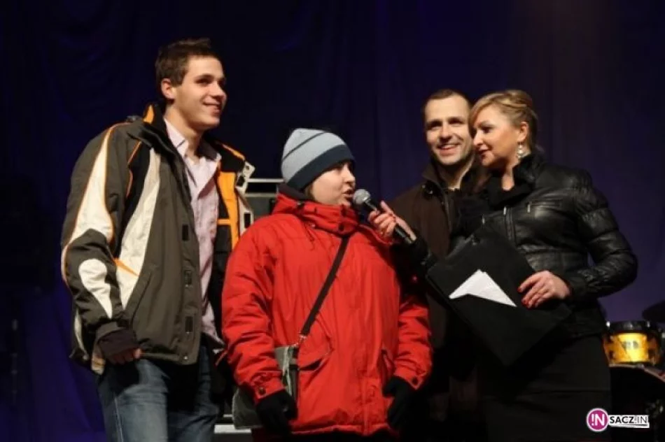 Tak witaliśmy 2012 rok na sądeckim Rynku - zdjęcie 13