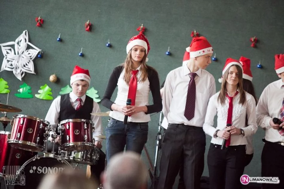 IV Międzyszkolny Konkurs Kolęd Obcojęzycznych - zdjęcie 15