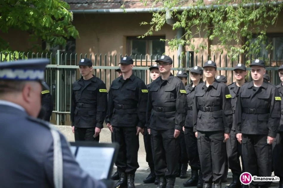 Policjanci oddali cześć funkcjonariuszom pomordowanym przez NKWD - zdjęcie 4