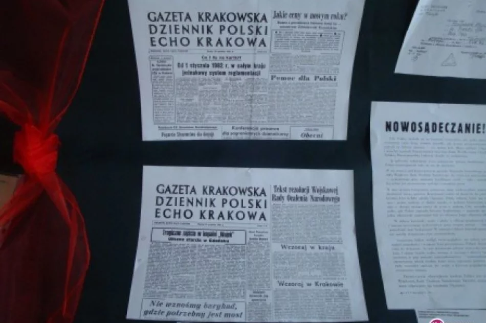 30. rocznica ogłoszenia stanu wojennego w Gimnazjum nr 5 - zdjęcie 19