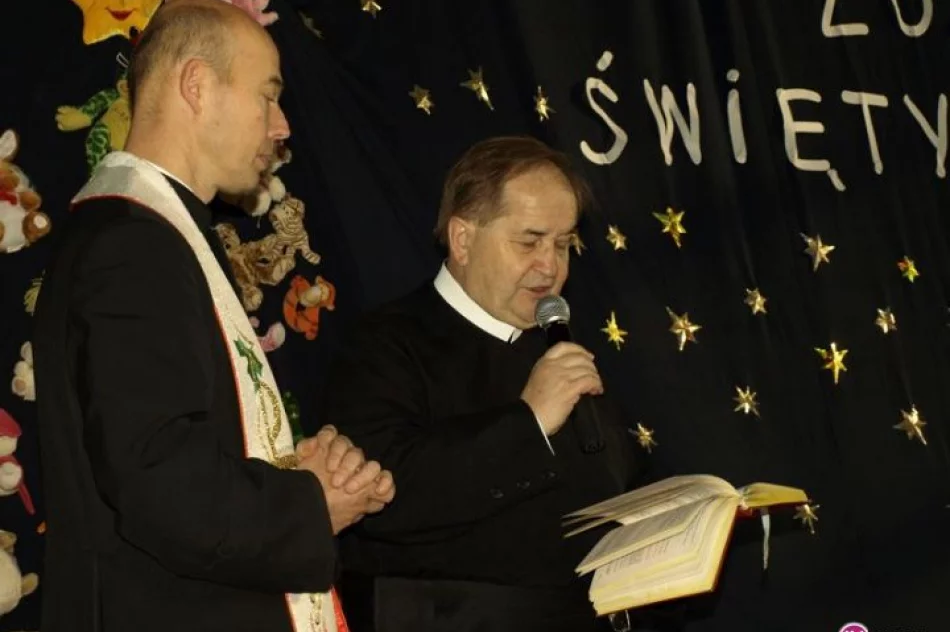 Mikołajki z o. Rydzykiem, Kowalem i Krzynówkiem - zdjęcie 14