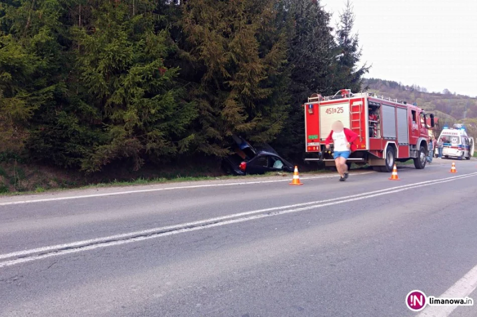 Kierowca Hondy uderzył w Fiata i naczepę Iveco - zdjęcie 2