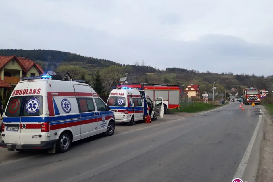 Kierowca Hondy uderzył w Fiata i naczepę Iveco - zdjęcie 4