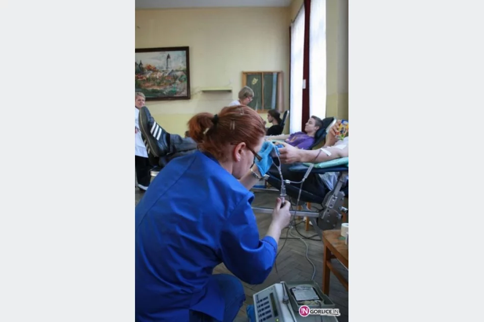 Maturzyści oddali krew - zdjęcie 4