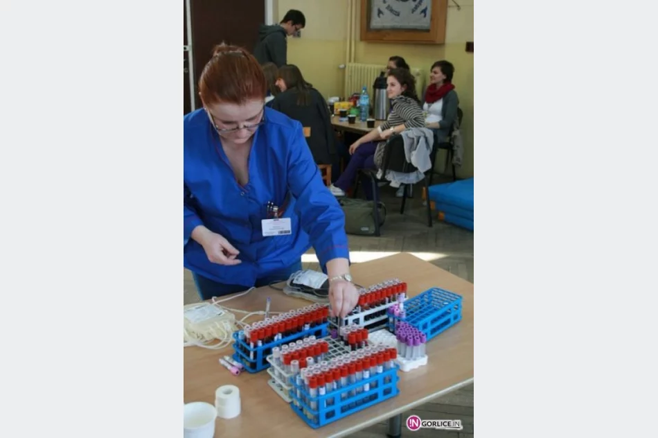 Maturzyści oddali krew - zdjęcie 7