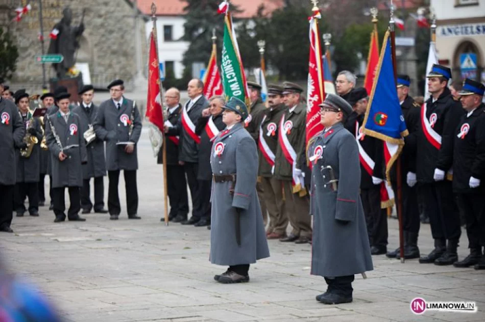 Józef Piłsudski na limanowskim Rynku - zdjęcie 10