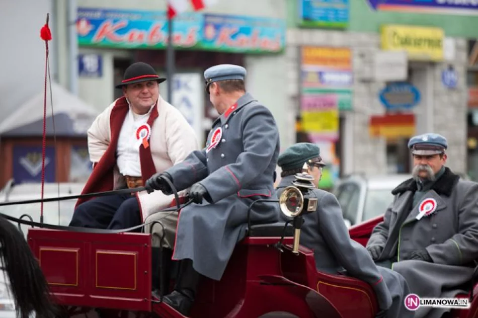 Józef Piłsudski na limanowskim Rynku - zdjęcie 20