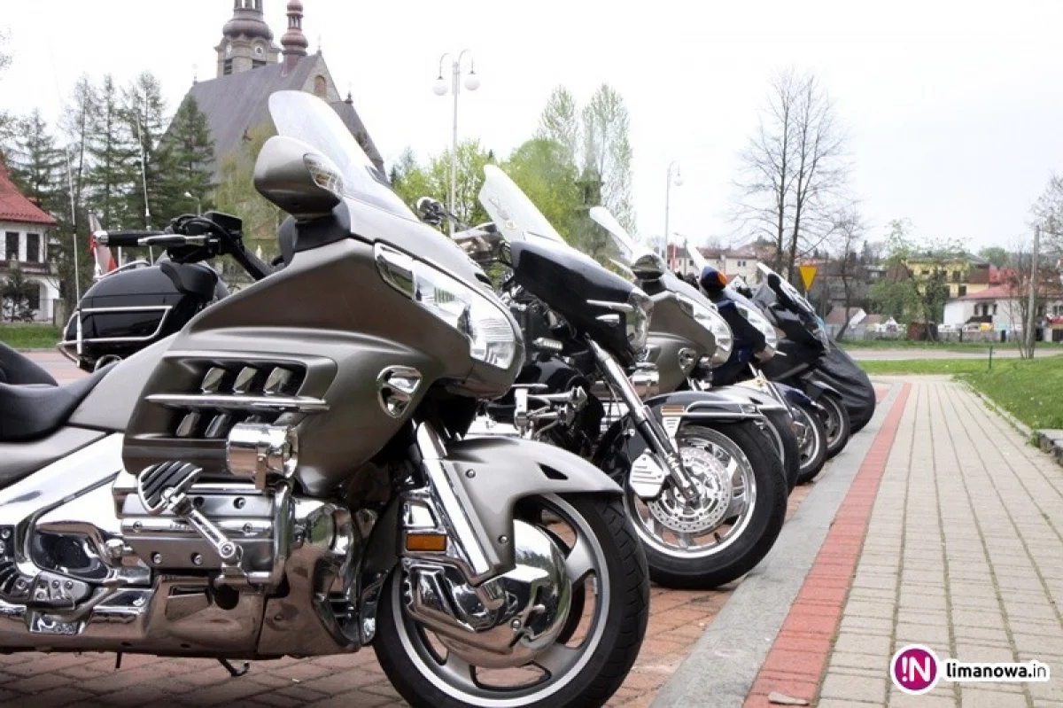 Policja radzi motocyklistom