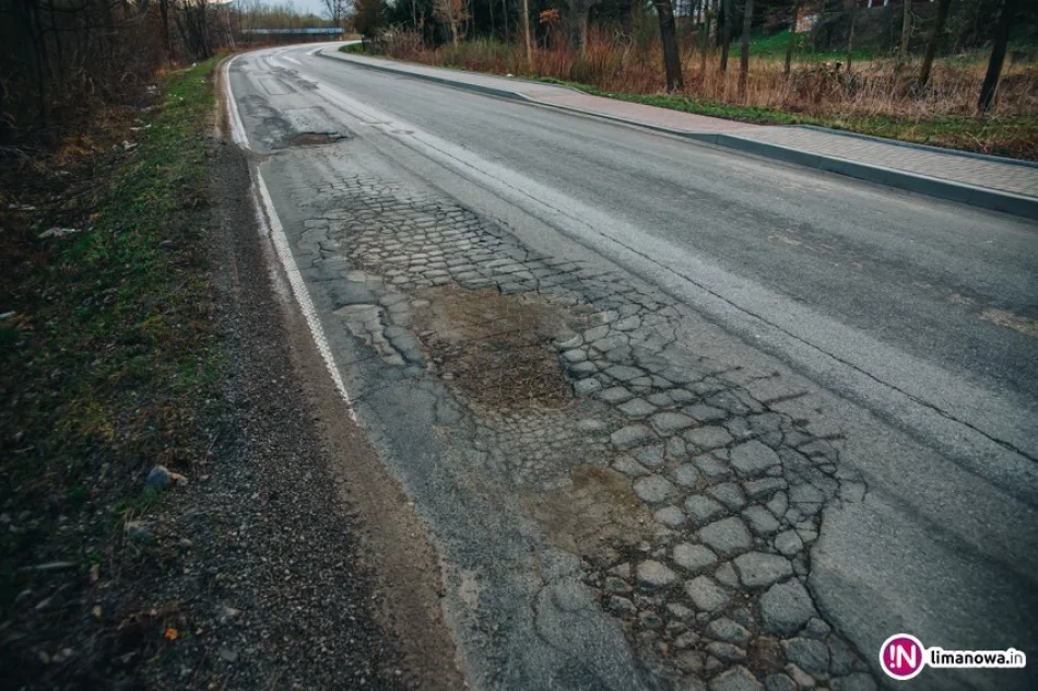Fotointerwencja: zamiast asfaltu pojawia się mata zbrojeniowa - zdjęcie 4