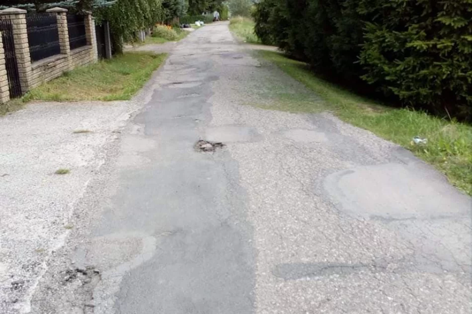 Fatalny stan drogi - zdjęcie 3