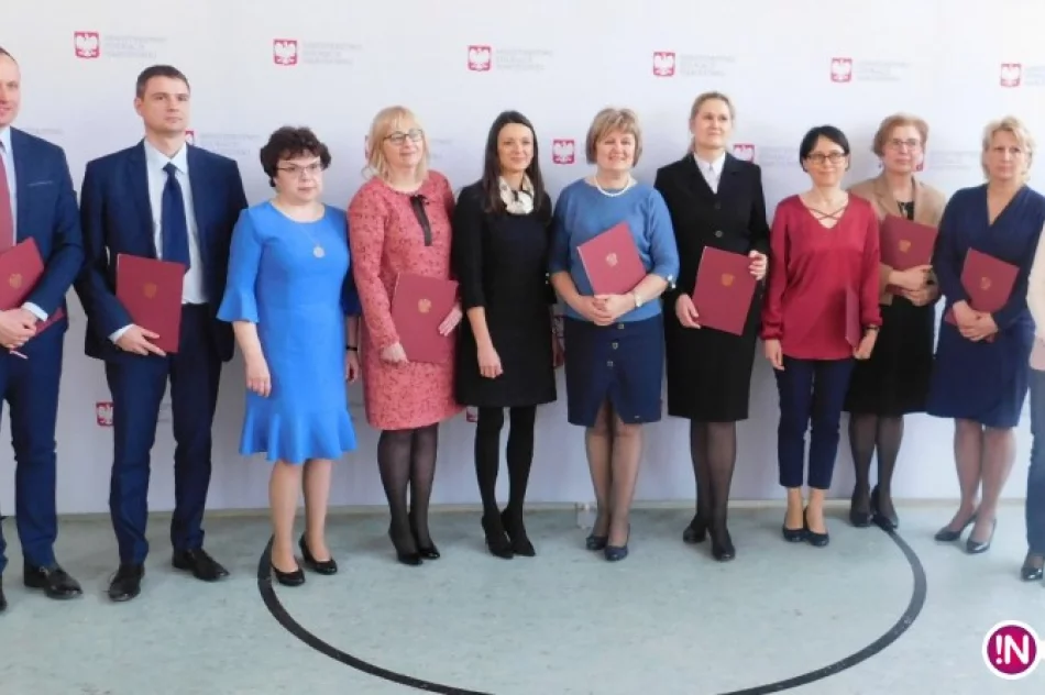 Sukces uczniów  'Ekonoma' w międzynarodowym projekcie eTwinning „You are the picture” - zdjęcie 3