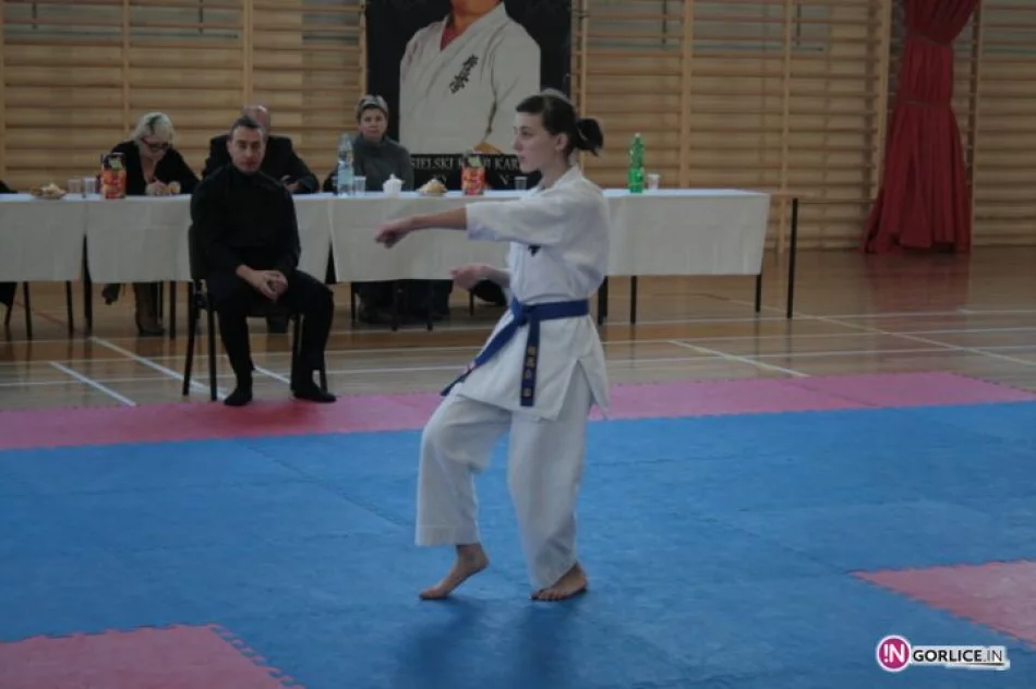 I Młodzieżowy Turniej Karate Kyokushin o Puchar Burmistrza Biecza. - zdjęcie 7