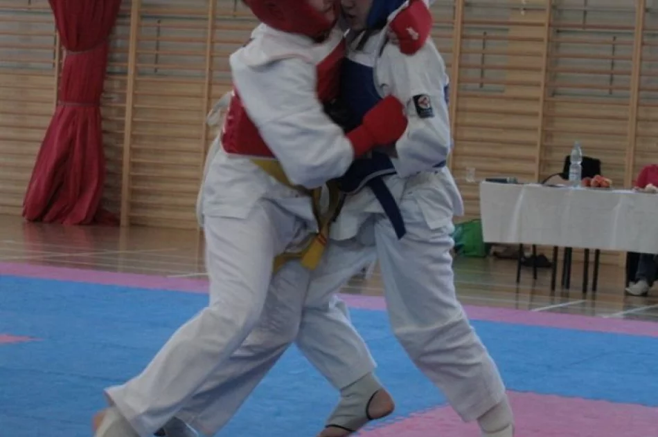 I Młodzieżowy Turniej Karate Kyokushin o Puchar Burmistrza Biecza. - zdjęcie 15