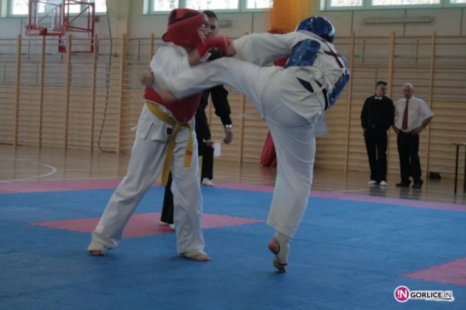 I Młodzieżowy Turniej Karate Kyokushin o Puchar Burmistrza Biecza. - zdjęcie 17