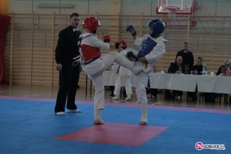 I Młodzieżowy Turniej Karate Kyokushin o Puchar Burmistrza Biecza. - zdjęcie 18