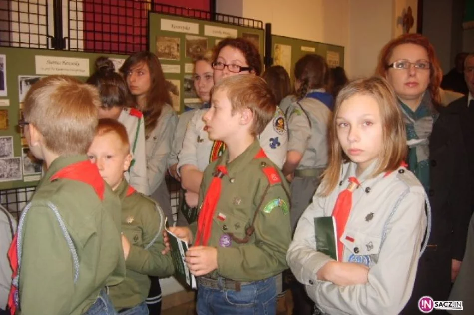 Wernisaż wystawy „Wierni ideałom sięgamy jutra” - zdjęcie 2