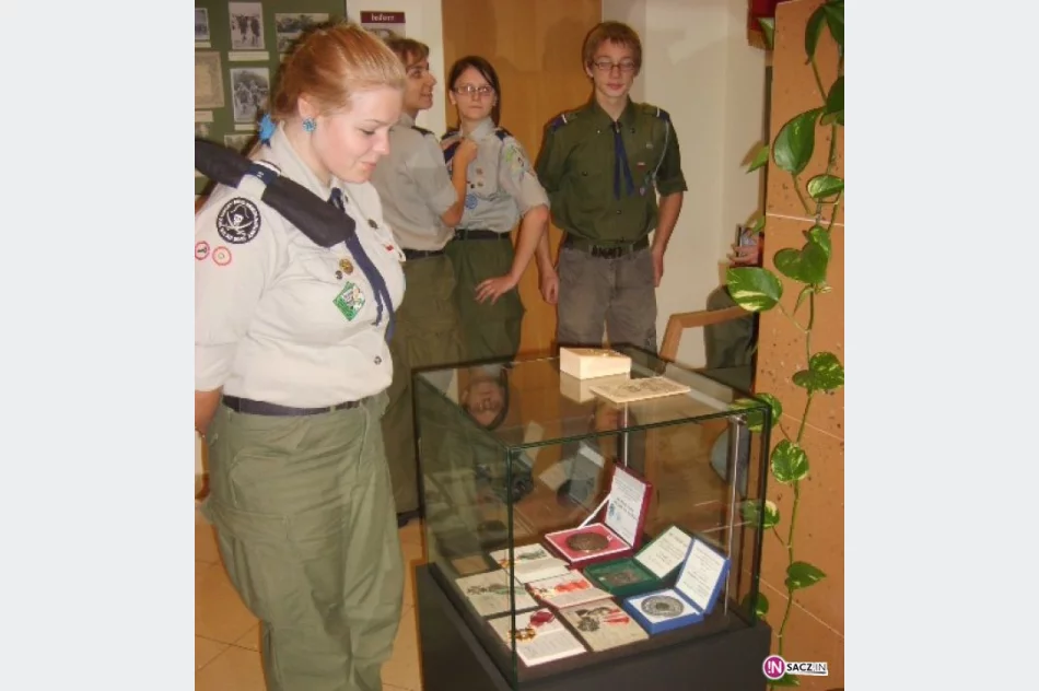 Wernisaż wystawy „Wierni ideałom sięgamy jutra” - zdjęcie 14