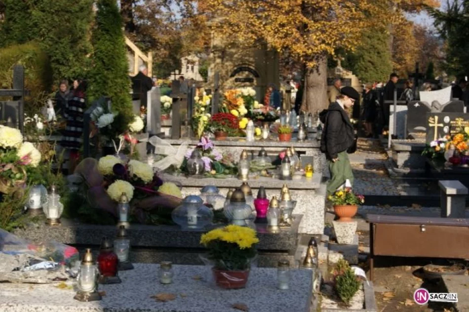 1 listopada - cmentarz komunalny w Nowym Sączu - zdjęcie 6