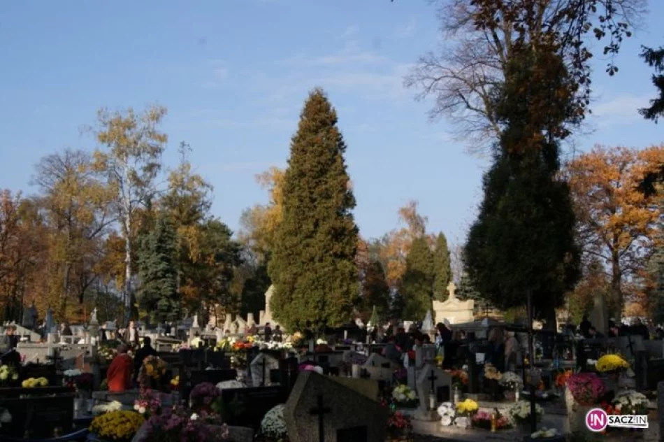 1 listopada - cmentarz komunalny w Nowym Sączu - zdjęcie 10