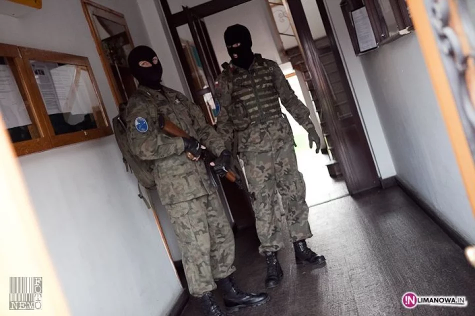 Atak terrorystów w Tymbarku - zdjęcie 19