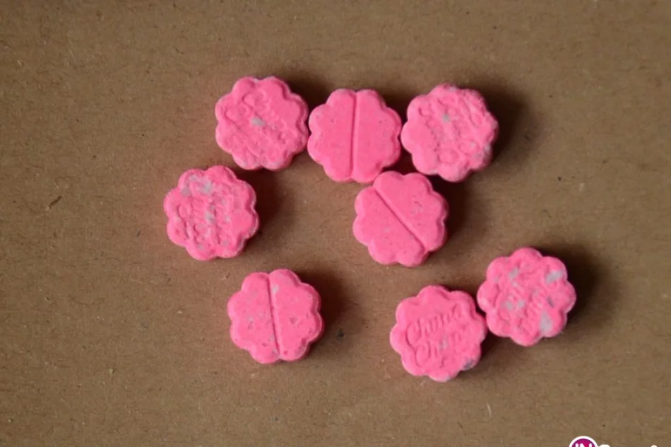 Pięć młodych osób zatrzymanych w związku z przestępczością narkotykową - zdjęcie 2