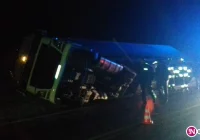 Tir wypadł z drogi. Droga odblokowana - zdjęcie główne