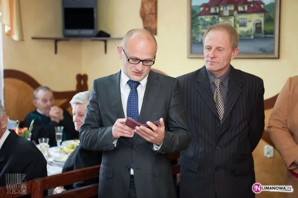 Złączeni węzłem małżeńskim - zdjęcie 4