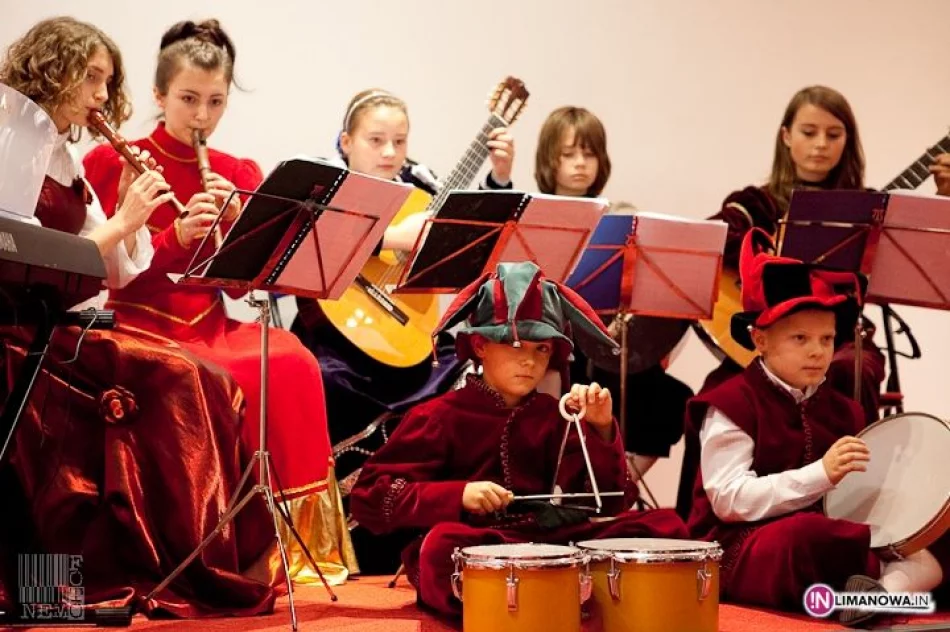 Gminne obchody Dnia Edukacji Narodowej w Tymbarku - zdjęcie 2