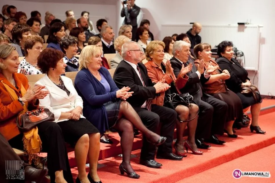 Gminne obchody Dnia Edukacji Narodowej w Tymbarku - zdjęcie 11