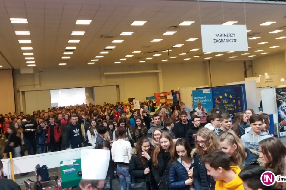 ZSTI wystawia się już po raz drugi na Targach Edukacyjnych - zdjęcie 3