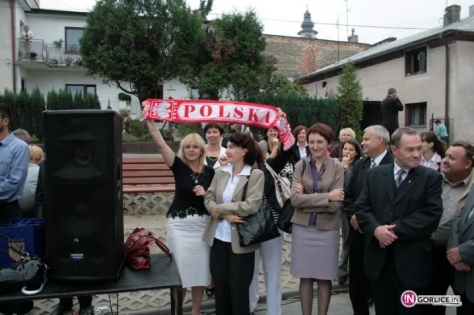 Otwarcie boiska szkolnego w Bieczu - zdjęcie 15