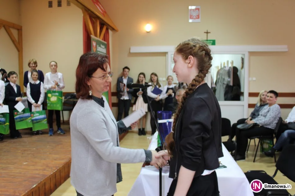 Marzena Pociecha z nagrodą Grand Prix konkursu poezji - zdjęcie 4